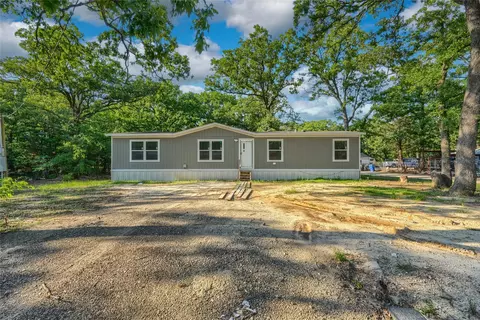 1808 Grady Rd, Hawk Cove, TX 75474