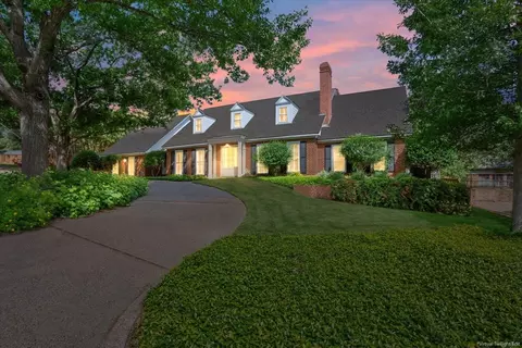 12002 Woodbriar Cir, Woodway, TX 76712
