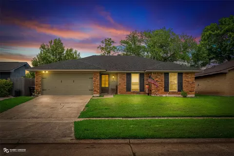 5411 Sage Dr, Bossier City, LA 71112