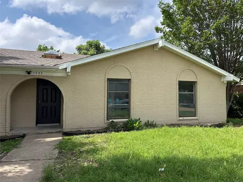 1033 Rockledge Dr, Garland, TX 75043