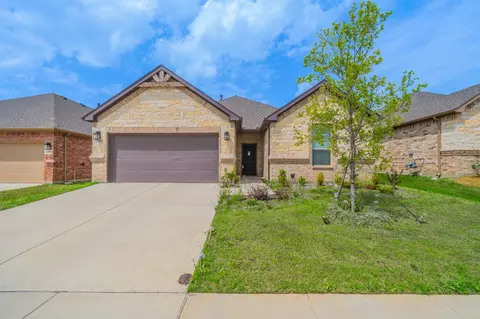 1057 Nighthawk Trl, Alvarado, TX 76009