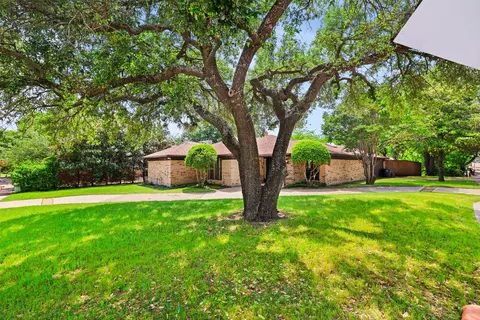 17415 Oakington Ct, Dallas, TX 75252
