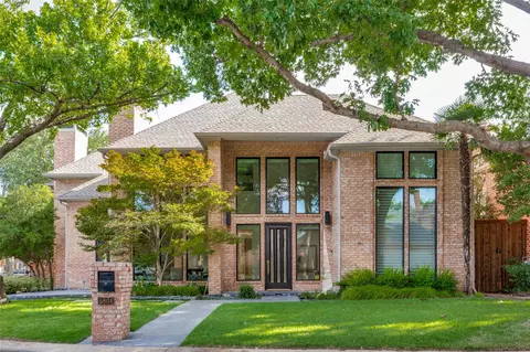 5804 Preston Fairways Dr, Dallas, TX 75252