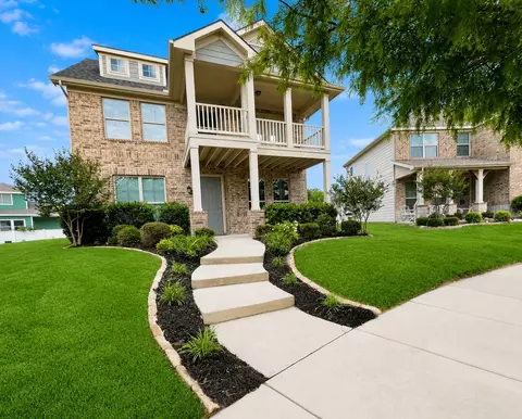 700 Hartsfield St, Aubrey, TX 76227