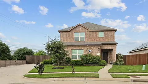1556 Woodlake Dr, Waxahachie, TX 75165