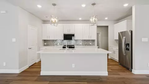 3807 High Valley Dr, Mckinney, TX 75071