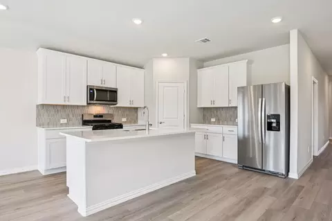 3803 High Valley Dr, Mckinney, TX 75071