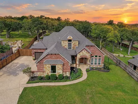 12601 Indian Creek Dr, Fort Worth, TX 76179