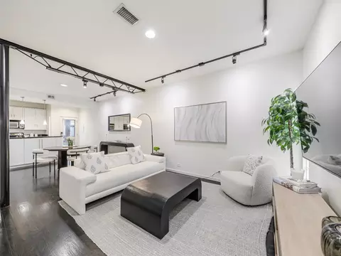 4242 Buena Vista St #21, Dallas, TX 75205