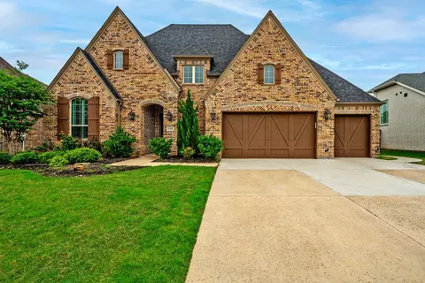 1116 Lake Hills Trl, Roanoke, TX 76262