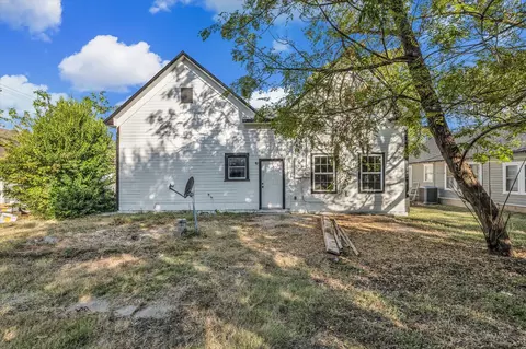 Exterior - 2524 Mcferrin Ave, Waco, TX 76708 photo 7 of 8