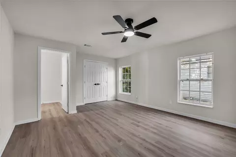 Bedroom - 2524 Mcferrin Ave, Waco, TX 76708 photo 2 of 7