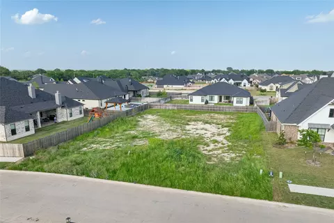 14001 Rw Ct, Woodway, TX 76712