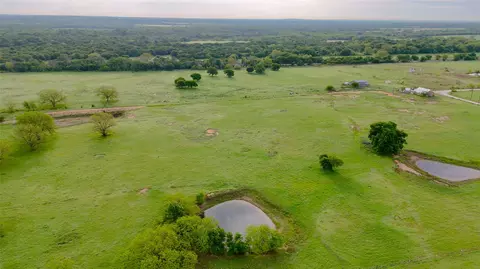 3061 Turkey Creek Rd, Sunset, TX 76270