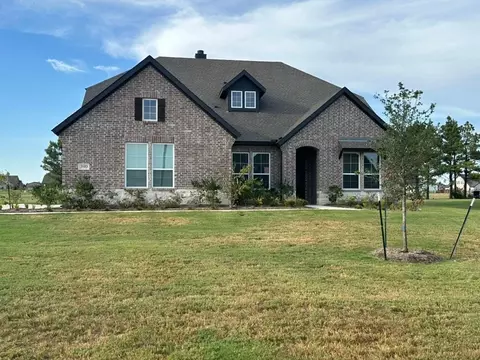 390 Cobb Rd, Leonard, TX 75452