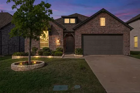 1553 Sugarberry Dr, Forney, TX 75126