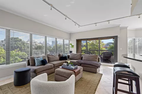 Living - 3030 Mckinney Ave #306, Dallas, TX 75204 photo 1 of 7