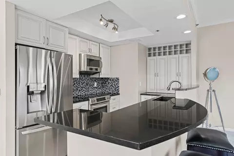 Kitchen - 3030 Mckinney Ave #306, Dallas, TX 75204 photo 1 of 3