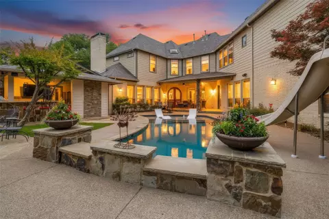 6501 Blanch Cir, Dallas, TX 75214