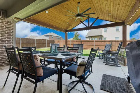 1201 Misty Ridge Dr, Justin, TX 76247