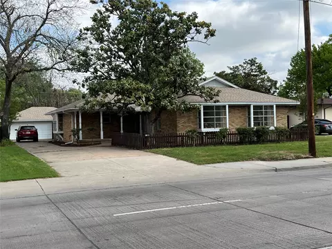 1813 E Belt Line Rd, Carrollton, TX 75006
