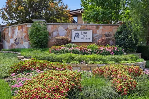 16702 Village Ln, Dallas, TX 75248