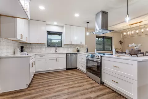 4900 Nevada Trl, North Richland Hills, TX 76180
