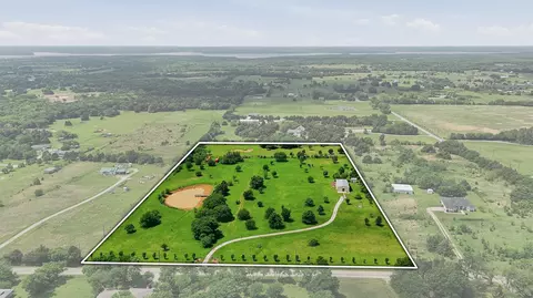 2139 Keefer Rd, Pottsboro, TX 75076