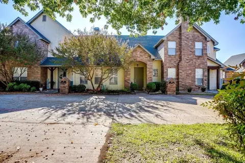 5882 Pecan Chase, Benbrook, TX 76132
