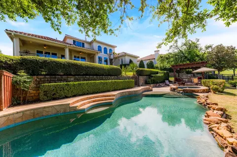 1802 Driskill Dr, Irving, TX 75038