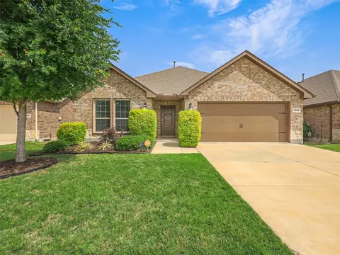 1028 Azure Ln, Celina, TX 75009