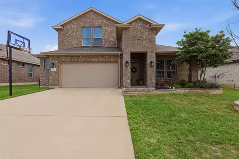 1111 Dublin Dr, Cleburne, TX 76033