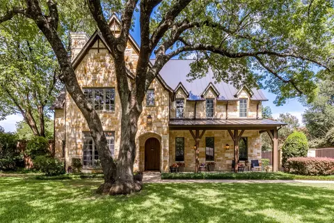 10630 Royal Springs Dr, Dallas, TX 75229