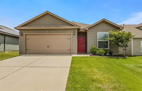 1916 Pondera St, Ponder, TX 76259