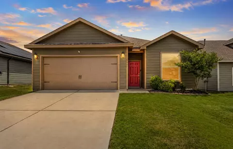 1916 Pondera St, Ponder, TX 76259
