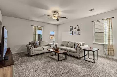 1916 Pondera St, Ponder, TX 76259