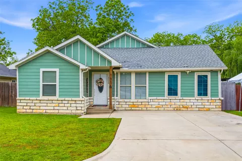 1116 S Hazelwood St, Sherman, TX 75090