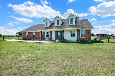 736 Audra Cir, Rhome, TX 76078