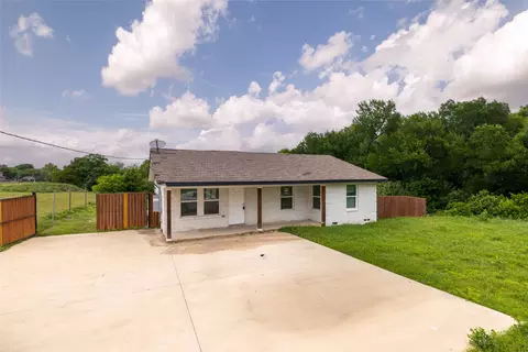 805 E Belt Line Rd, Desoto, TX 75115