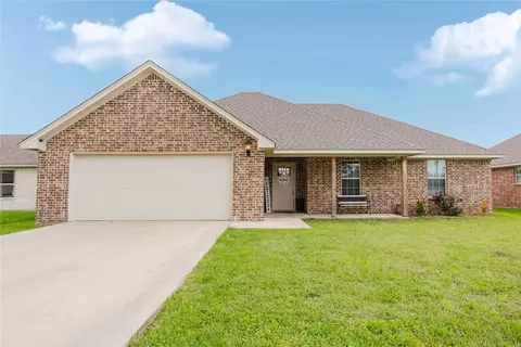 417 Colony St, Eastland, TX 76448