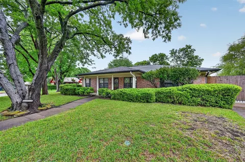 1010 Plateau Dr, Duncanville, TX 75116