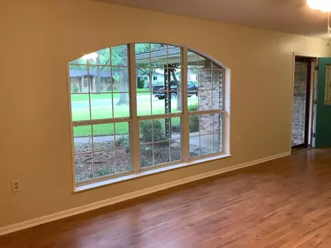 Living - 4700 Scottwood St, Waco, TX 76708 photo 2 of 3