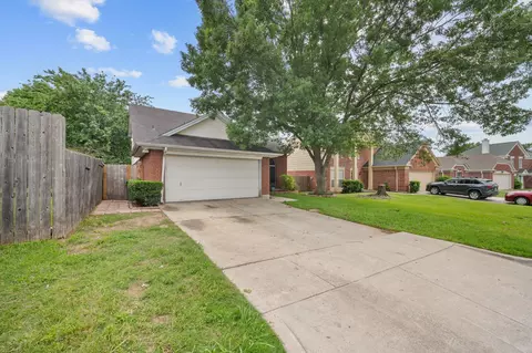 916 Danforth Pl, Arlington, TX 76017