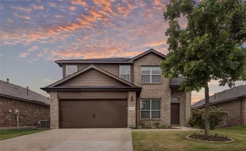 6252 Spokane Dr, Fort Worth, TX 76179