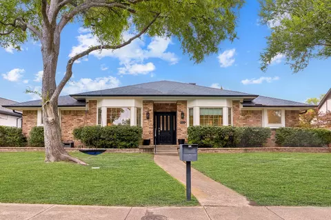 9515 Robin Meadow Dr, Dallas, TX 75243