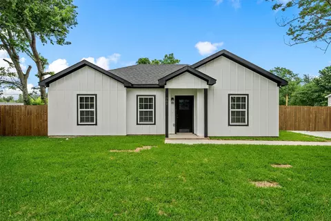 706 Dearborn St, Waco, TX 76704
