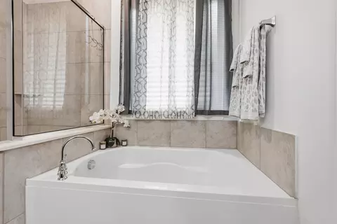 Bath - 2025 Eagle Blvd, Haslet, TX 76052 photo 2 of 4