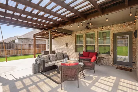 Exterior - 2025 Eagle Blvd, Haslet, TX 76052 photo 3 of 7