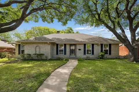 7718 Querida Ln, Dallas, TX 75248