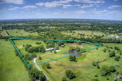 5101 Pecan Creek Rd, Celeste, TX 75423